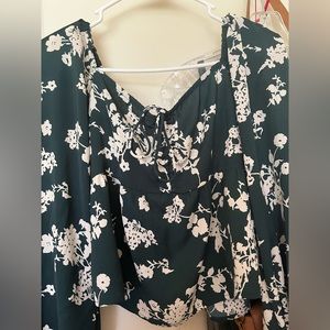 Abercrombie & Fitch Cinched Blouse
